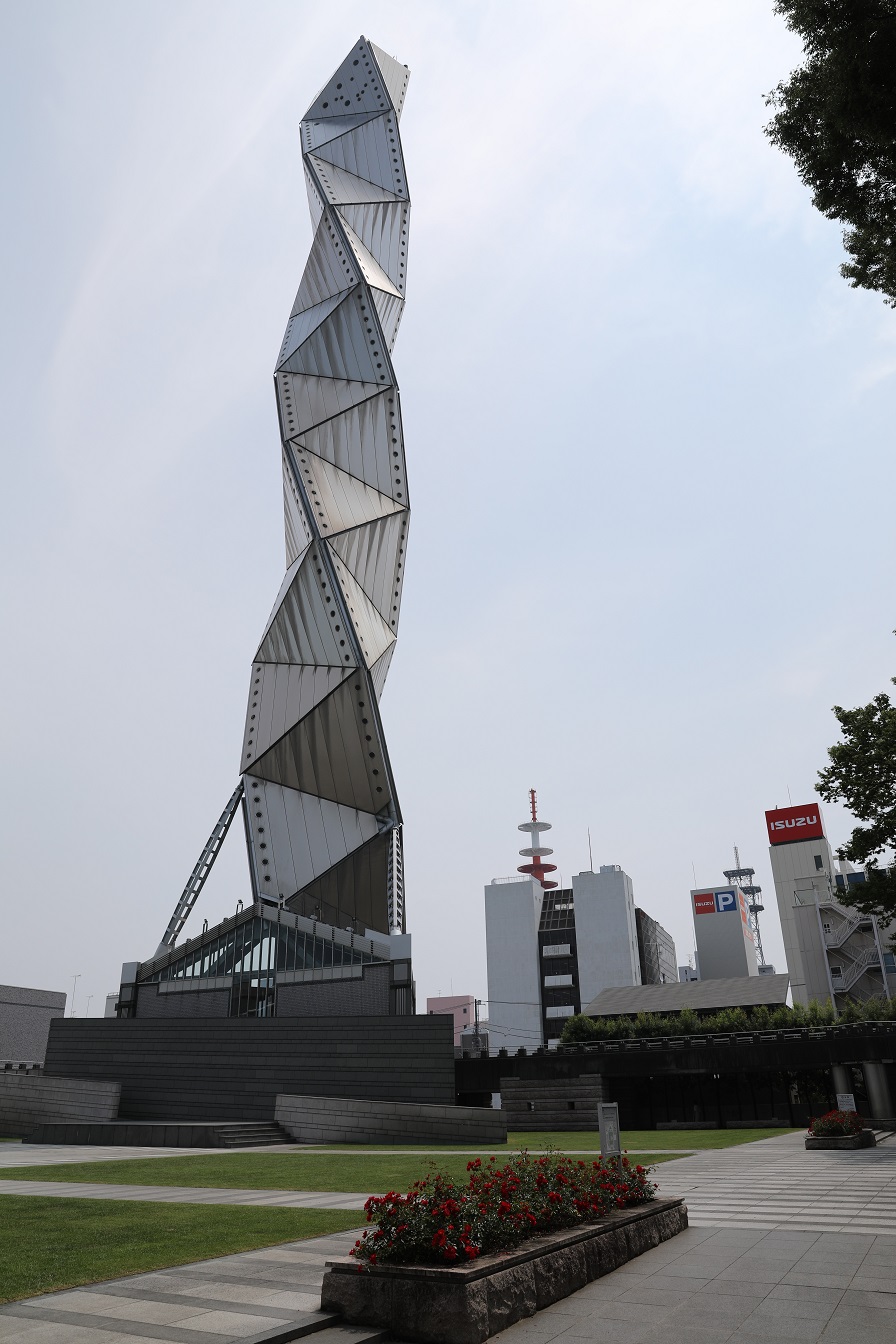 水戸芸術館のシンボルタワー